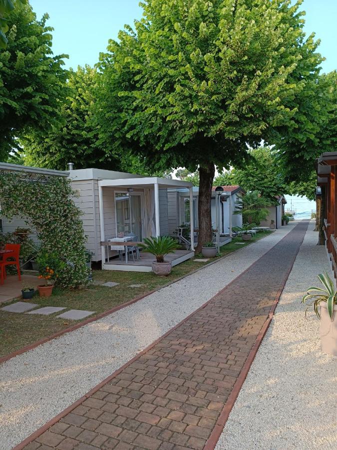Villaggio Turistico Dei Tigli Padenghe sul Garda Buitenkant foto