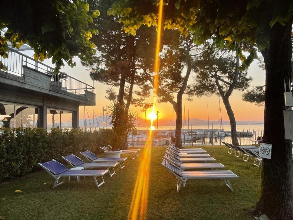 Villaggio Turistico Dei Tigli Padenghe sul Garda Buitenkant foto