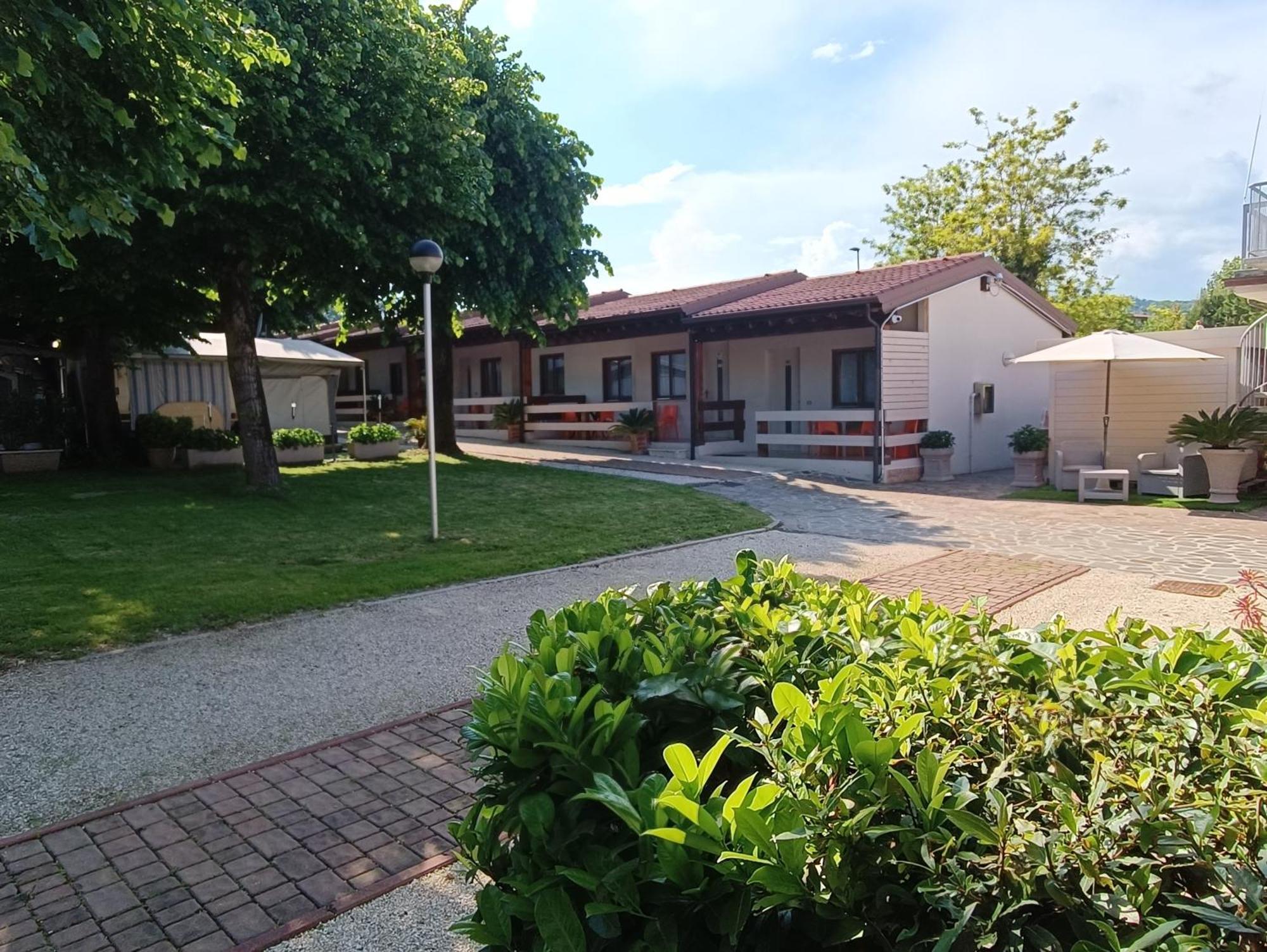 Villaggio Turistico Dei Tigli Padenghe sul Garda Kamer foto