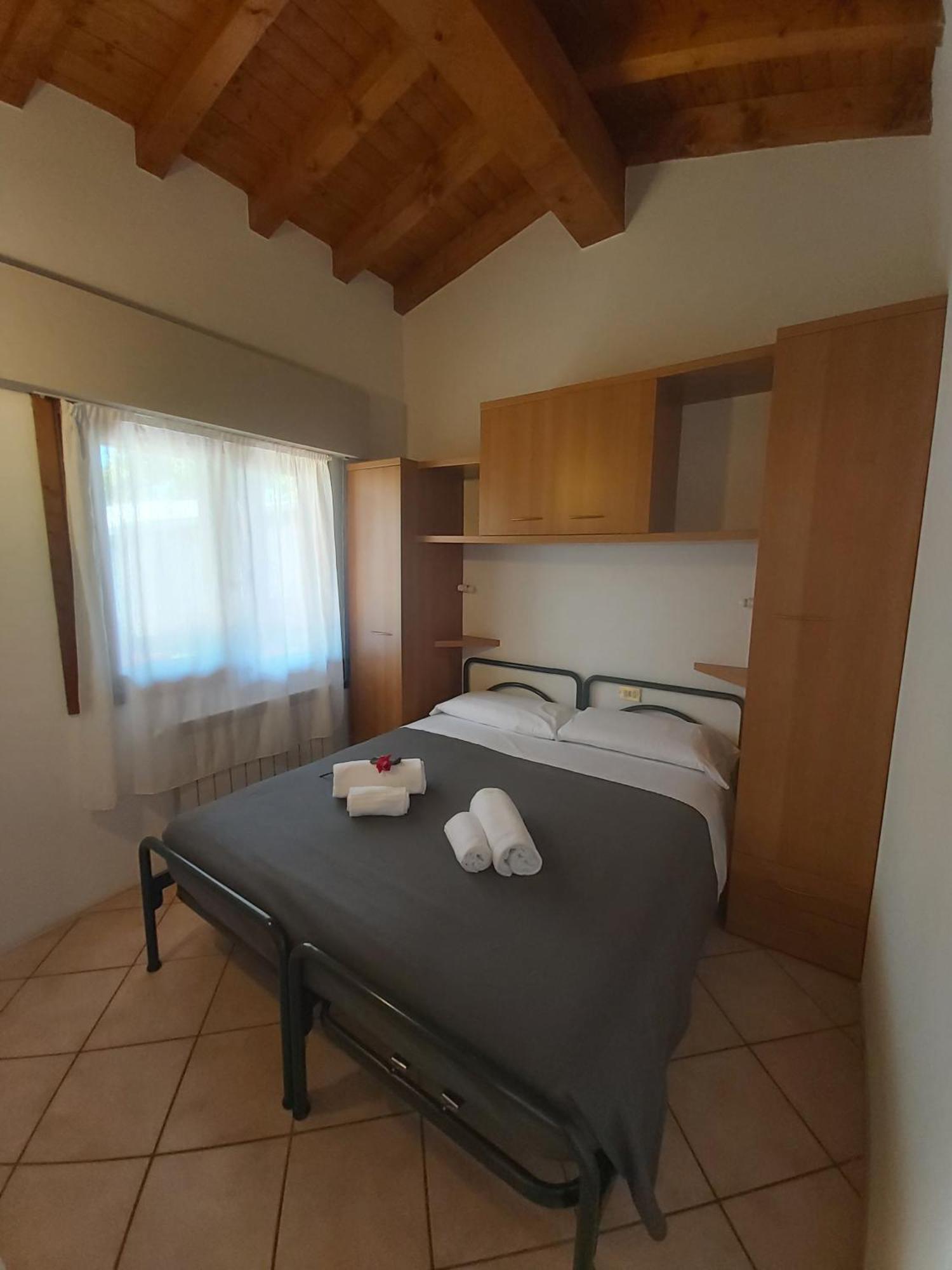 Villaggio Turistico Dei Tigli Padenghe sul Garda Kamer foto